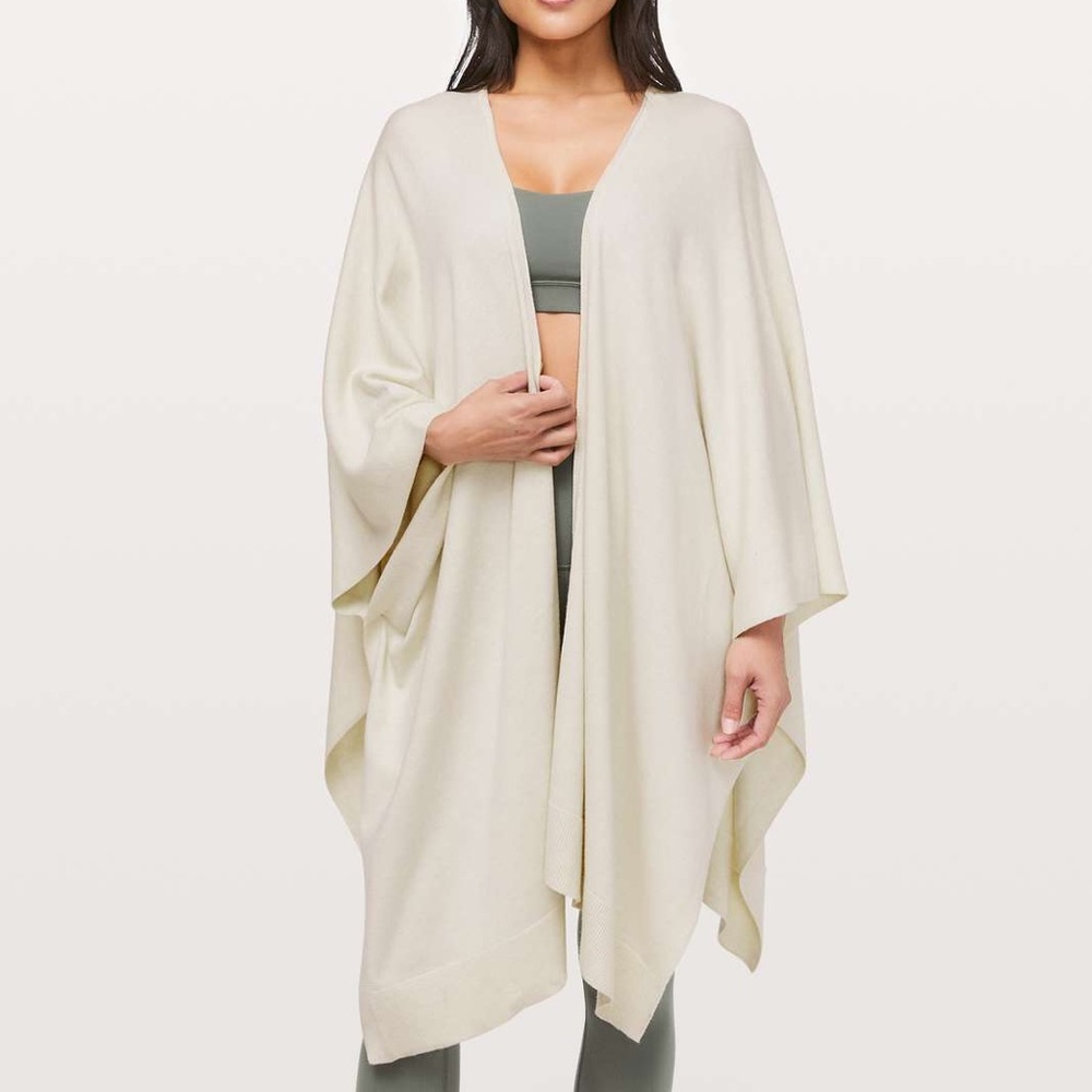 NWOT Lululemon free to coast wrap sweater